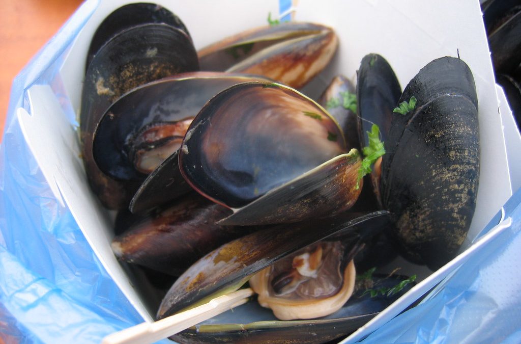 Fresh Mussels With Reduced White Wine Sauce